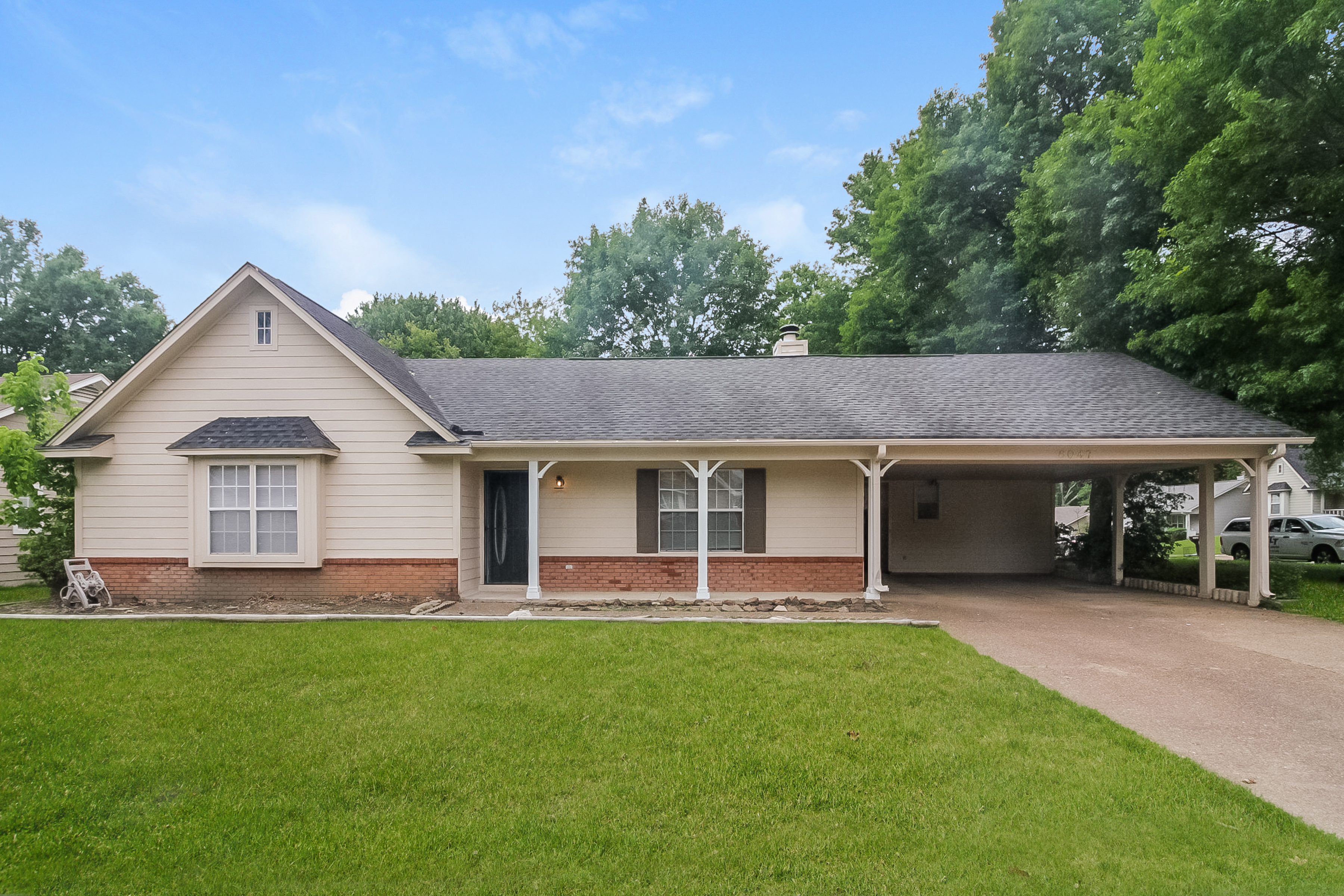 6047 COTTAGE HILL DR Millington, TN 38053